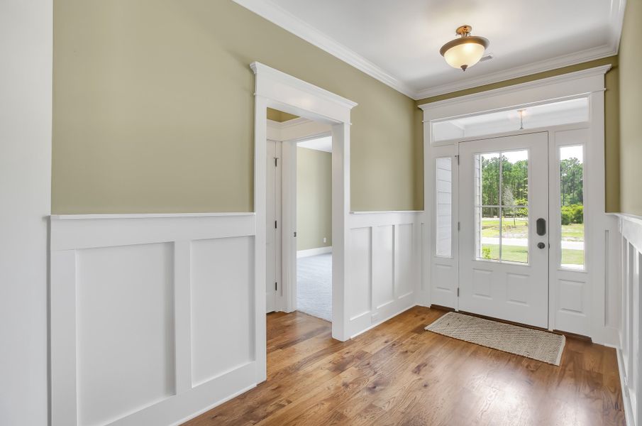 Representative unfurnished interior of a home built from the Ansley by Bill Clark Homes in Sidbury Landing, Wilmington (Image 20).