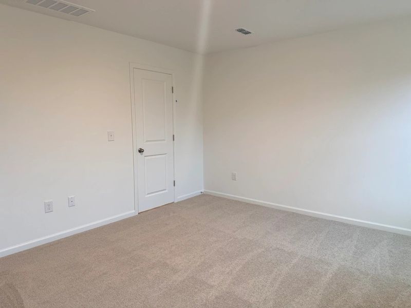 Primary Bed - A sophisticated retreat with style. Primary Bed - A sophisticated retreat with style.