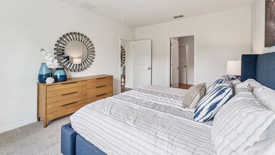 Representative furnished interior of a home built from the Cali by D.R. Horton in Crossroads at Kelly Park, Apopka (Image 16).