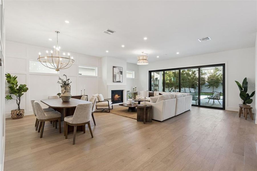 Furnished interior view inside a new home in , Orlando (Image 38).