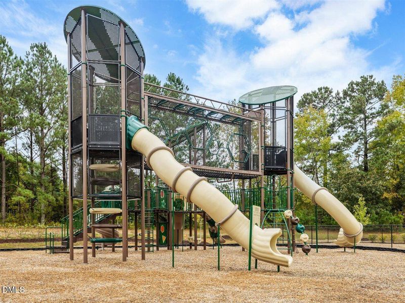 65-Playground Area at Atherstone