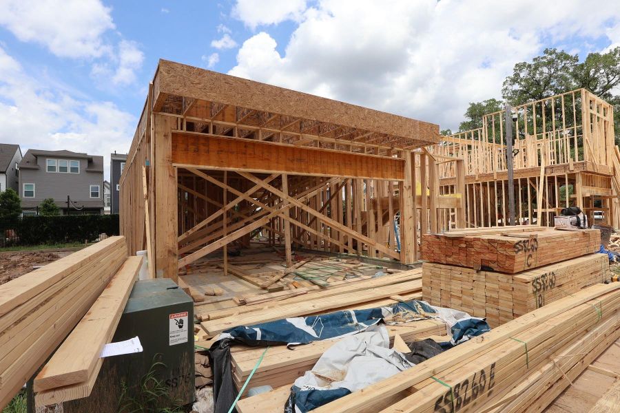 Let us show you how our advanced framing techniques have stood the test of time and allow more insulation for a quieter and more energy-efficient home. Let us show you how our advanced framing techniques have stood the test of time and allow more insulation for a quieter and more energy-efficient home.