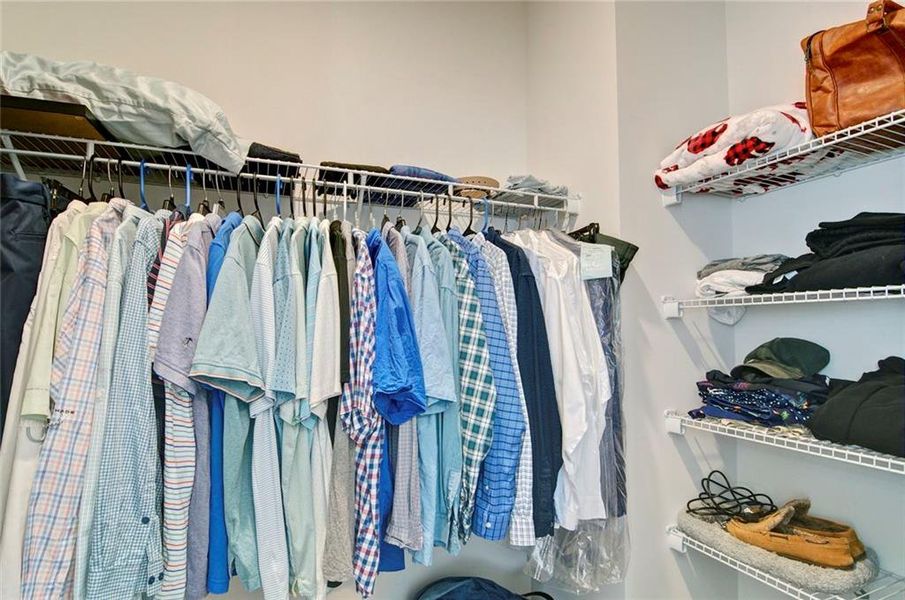 Close-up of interior finishes inside a home in Highland Crossing, Cartersville (Image 20).