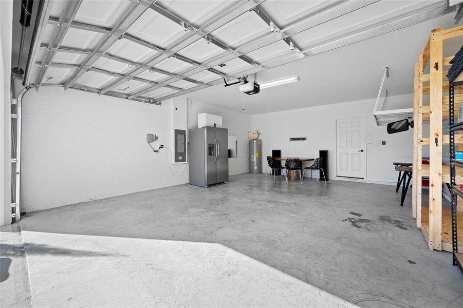 Spacious, unfurnished interior of a new home in , Riverview (Image 23). Spacious, unfurnished interior of a new home in , Riverview (Image 23).