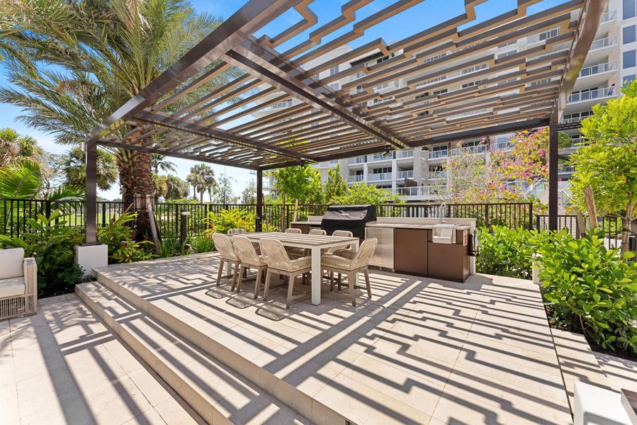 Community amenities in Alina Residences, Boca Raton (Image 54).