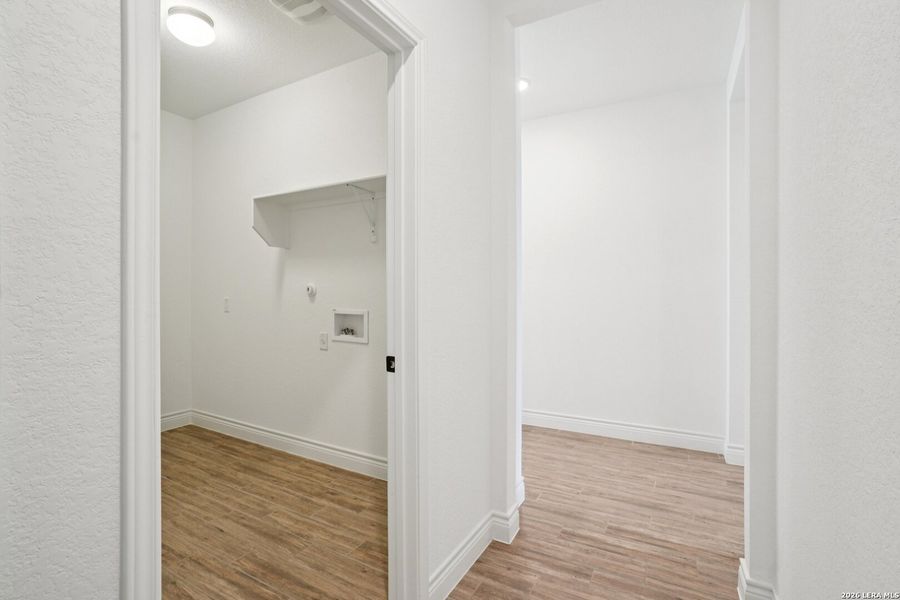 Spacious, unfurnished interior of a new home in , New Braunfels (Image 31).