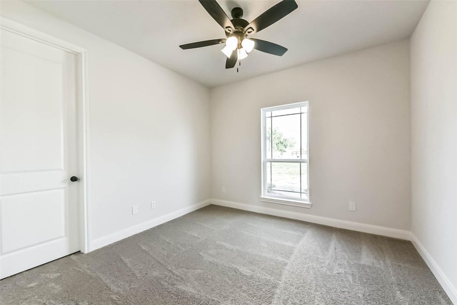 Spacious, unfurnished interior of a new home in , Baytown (Image 33).