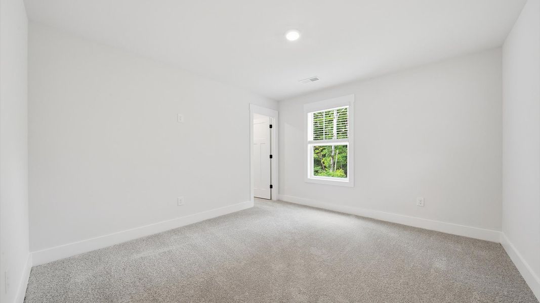 Furnished interior view inside a new home in Harrier Point, Woodruff (Image 29).
