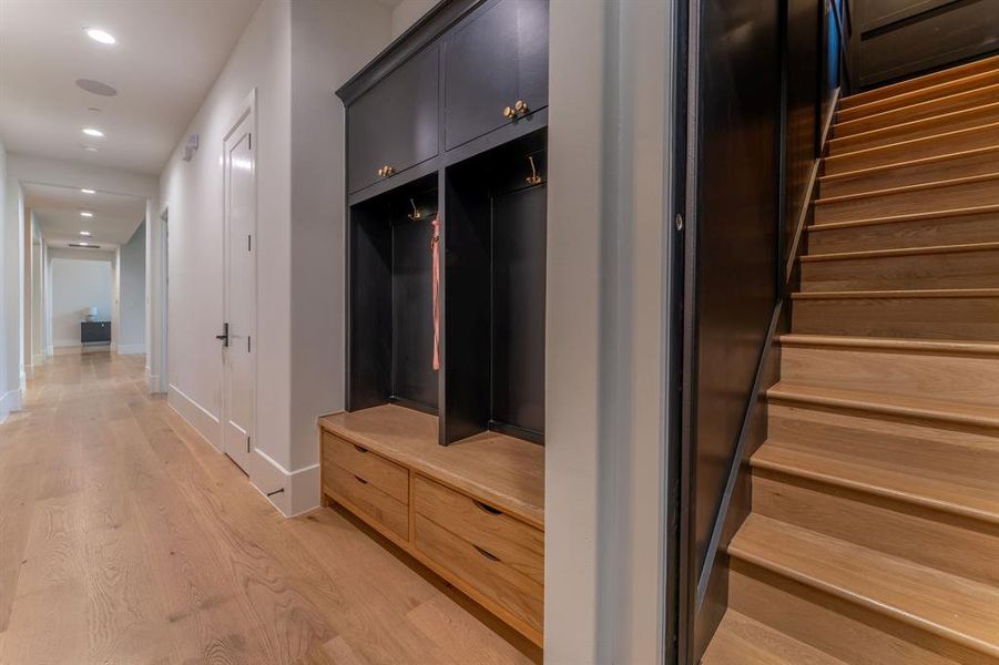 Entry to Cigar Lounge with Glass Door Entry to Cigar Lounge with Glass Door