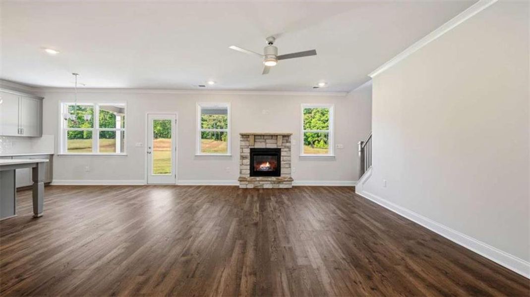 Spacious, unfurnished interior of a new home in Heritage Pointe, Senoia (Image 29).