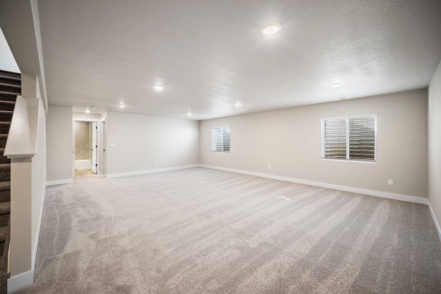 Spacious, unfurnished interior of a new home in The Glen, Colorado Springs (Image 32). Spacious, unfurnished interior of a new home in The Glen, Colorado Springs (Image 32).