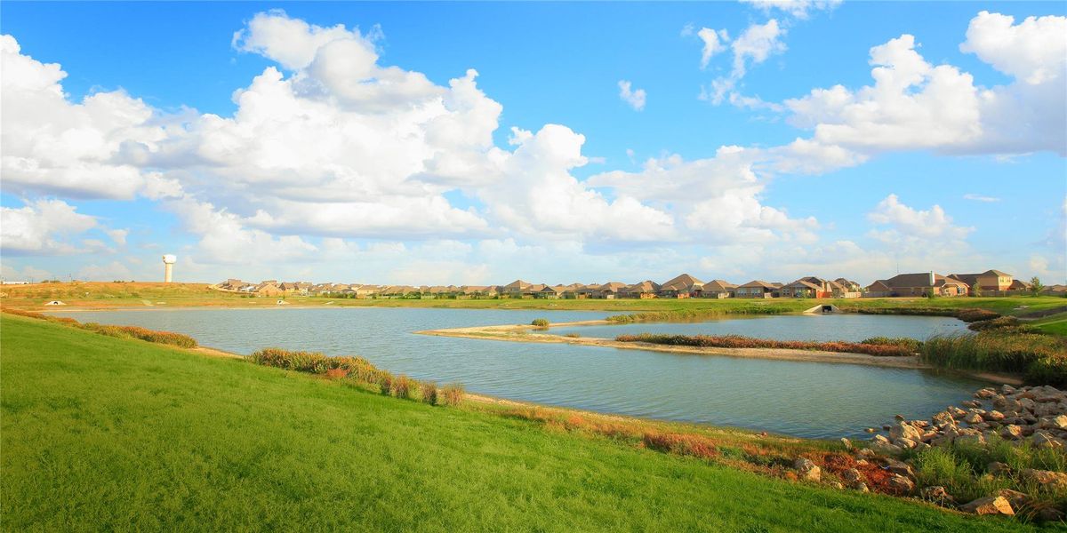 Sunfield - Big Lake with Walking Trail