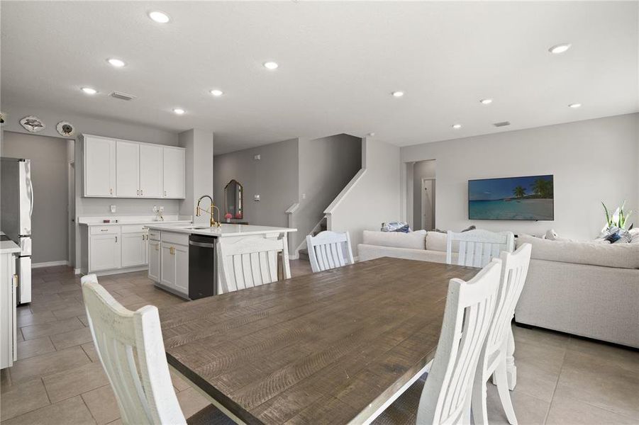 Furnished interior view inside a new home in , Wesley Chapel (Image 18).