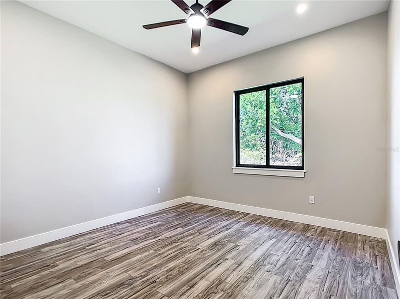Spacious, unfurnished interior of a new home in , Englewood (Image 44).