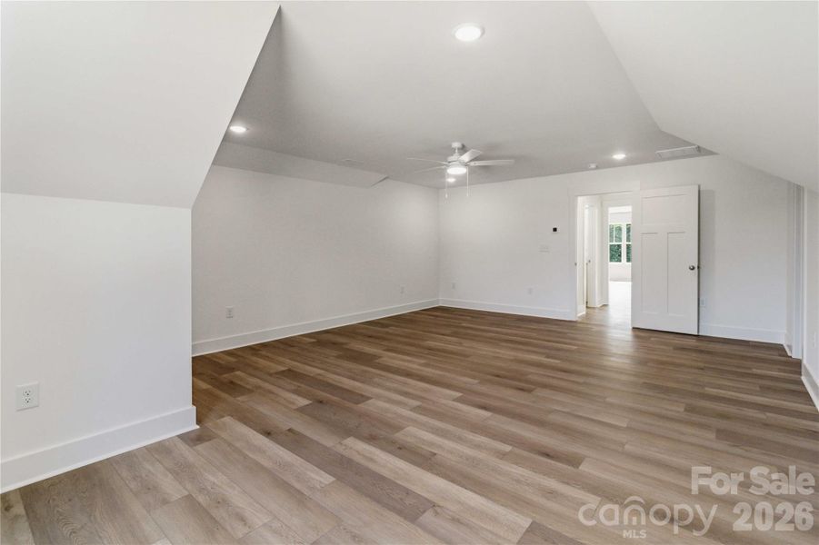 Spacious, unfurnished interior of a new home in , Clover (Image 22).