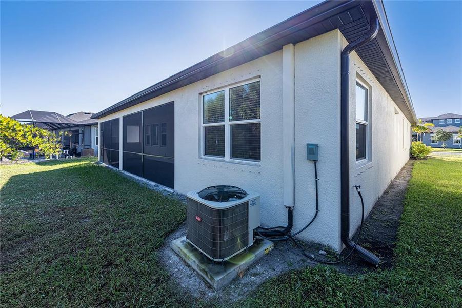 Exterior details and patio area of a home in , Palmetto (Image 33).