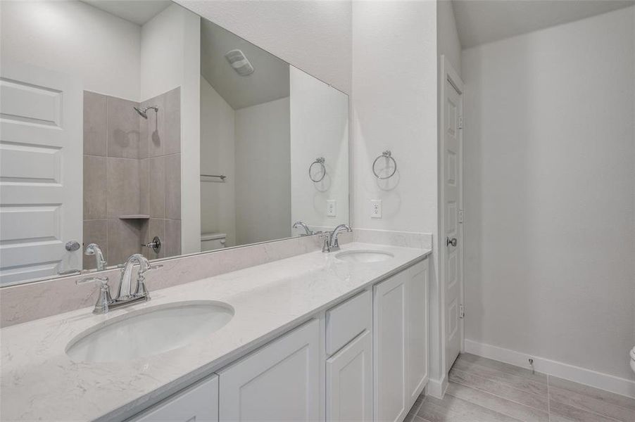 Furnished interior view inside a new home in , Frisco (Image 6).