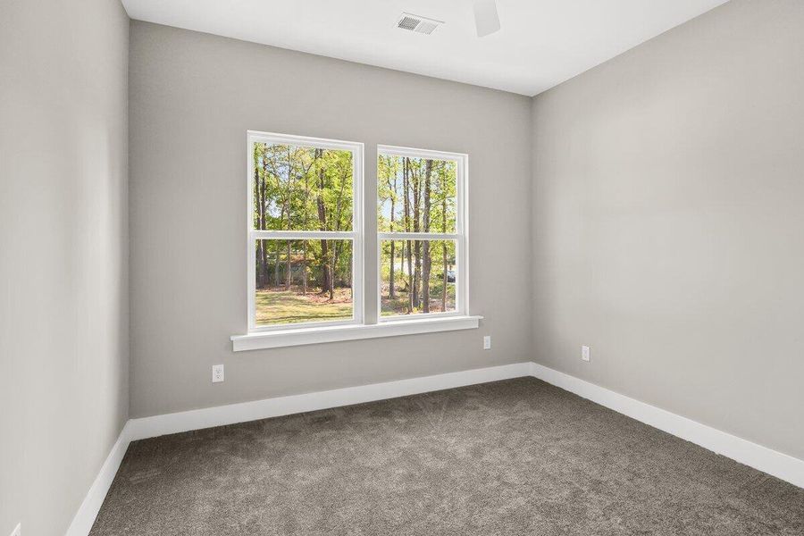 Spacious, unfurnished interior of a new home in , North Charleston (Image 8).