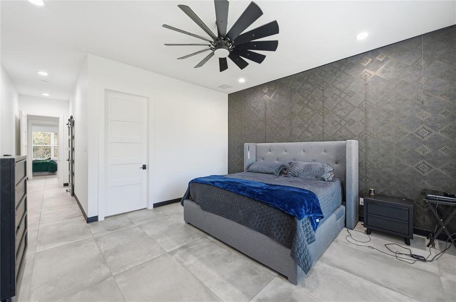 Furnished interior view inside a new home in , Cedar Hill (Image 15). Furnished interior view inside a new home in , Cedar Hill (Image 15).