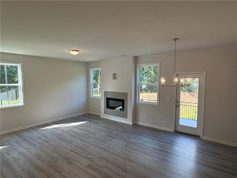 Spacious, unfurnished interior of a new home in Longview Run, Decatur (Image 7).