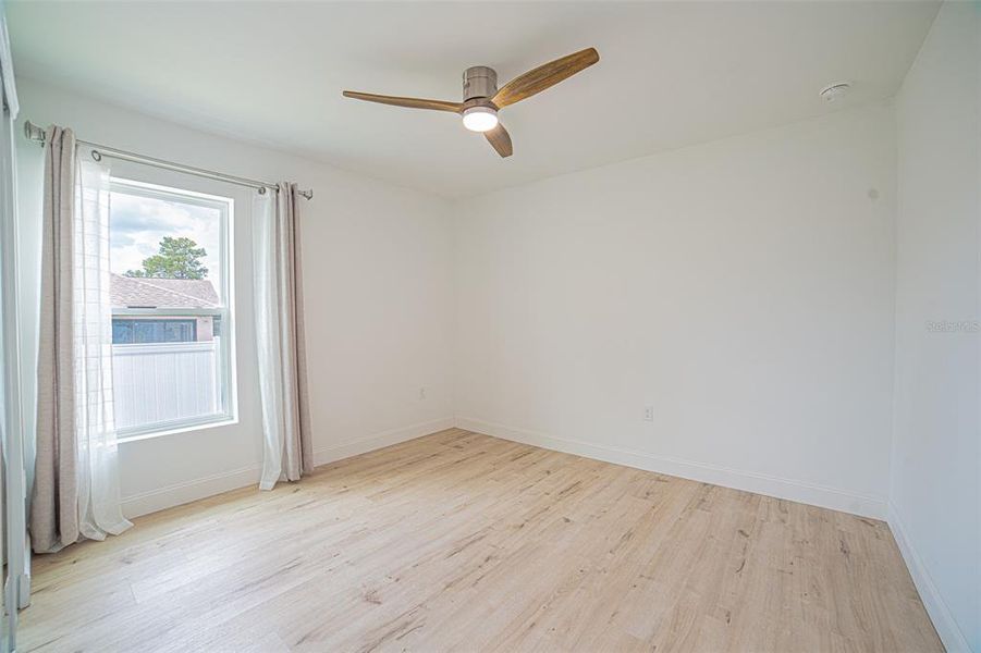 Spacious, unfurnished interior of a new home in , Spring Hill (Image 15).