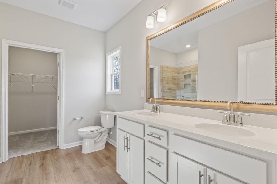 Furnished interior view inside a new home in White Oak Estates, Conway (Image 10).