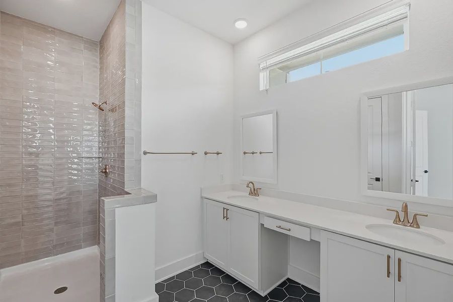 Furnished interior view inside a new home in Prominence Urban, San Antonio (Image 13).