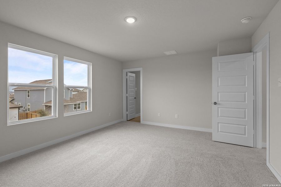 Spacious, unfurnished interior of a new home in Millican Grove, San Antonio (Image 35).