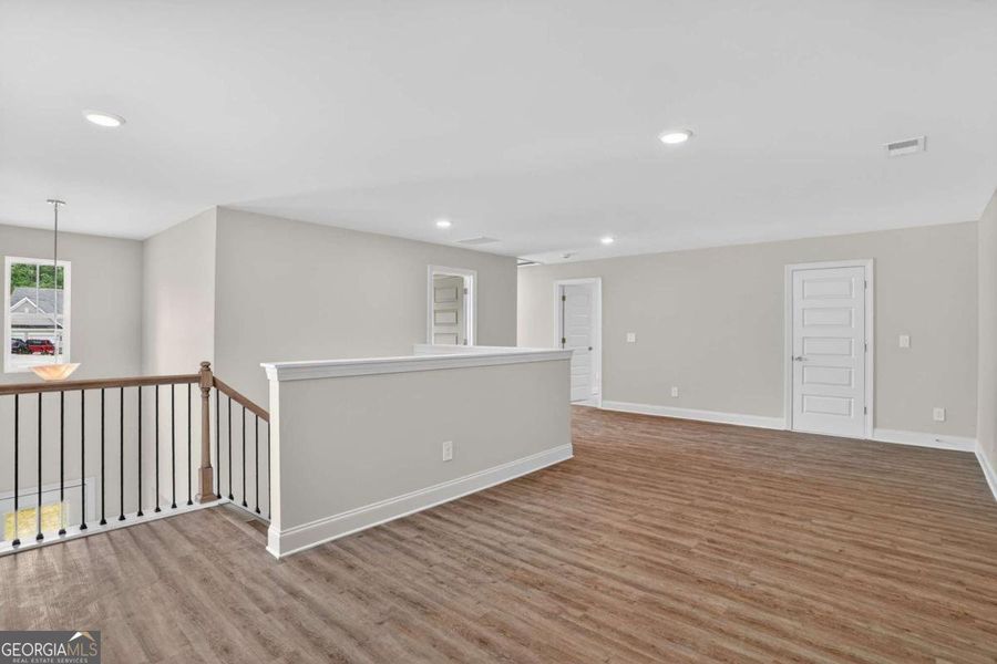 Spacious, unfurnished interior of a new home in Killian Manor at The Adares, Adairsville (Image 17). Spacious, unfurnished interior of a new home in Killian Manor at The Adares, Adairsville (Image 17).