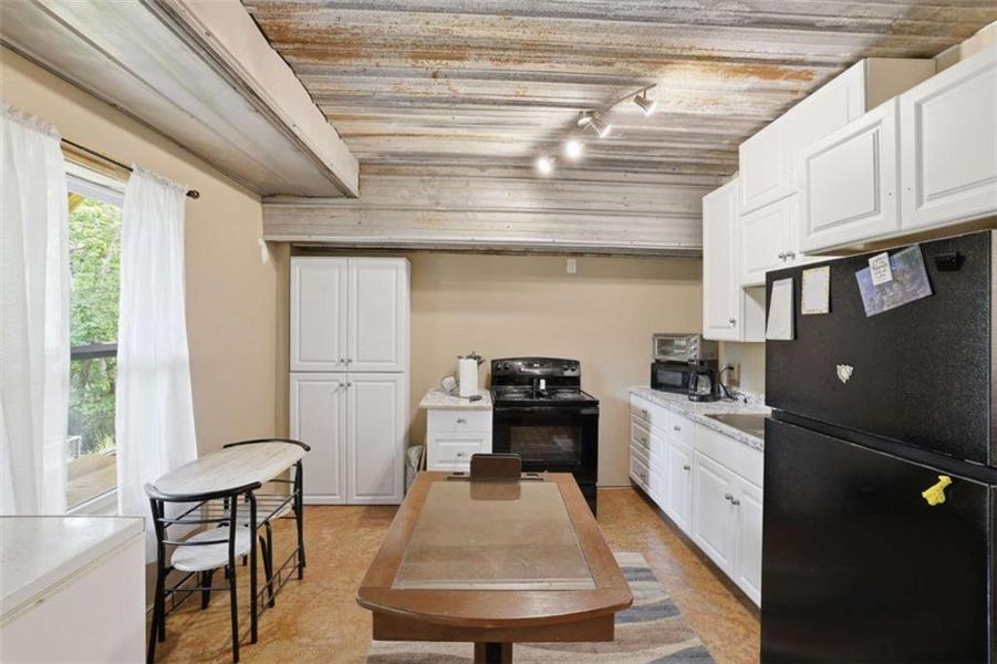 Furnished interior view inside a new home in , Cleveland (Image 30).