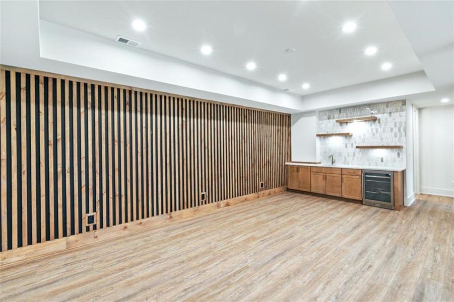 Spacious, unfurnished interior of a new home in , Blairsville (Image 78).
