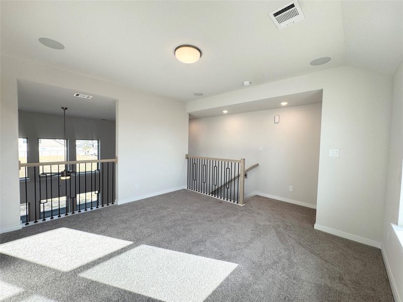 Spacious, unfurnished interior of a new home in Pomona: 40ft. lots, Manvel (Image 18). Spacious, unfurnished interior of a new home in Pomona: 40ft. lots, Manvel (Image 18).