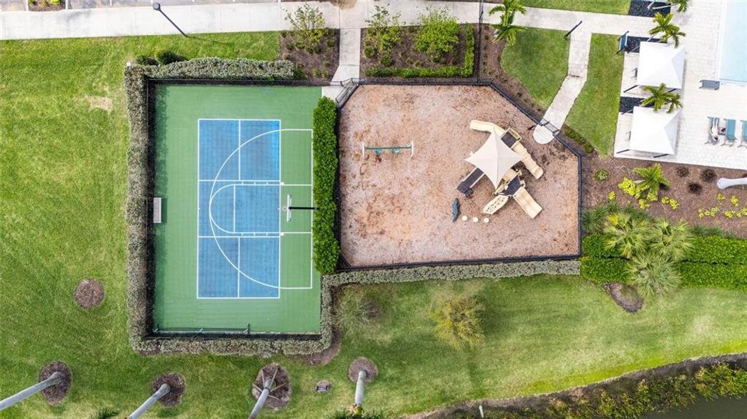 Community amenities in , Sarasota (Image 32).