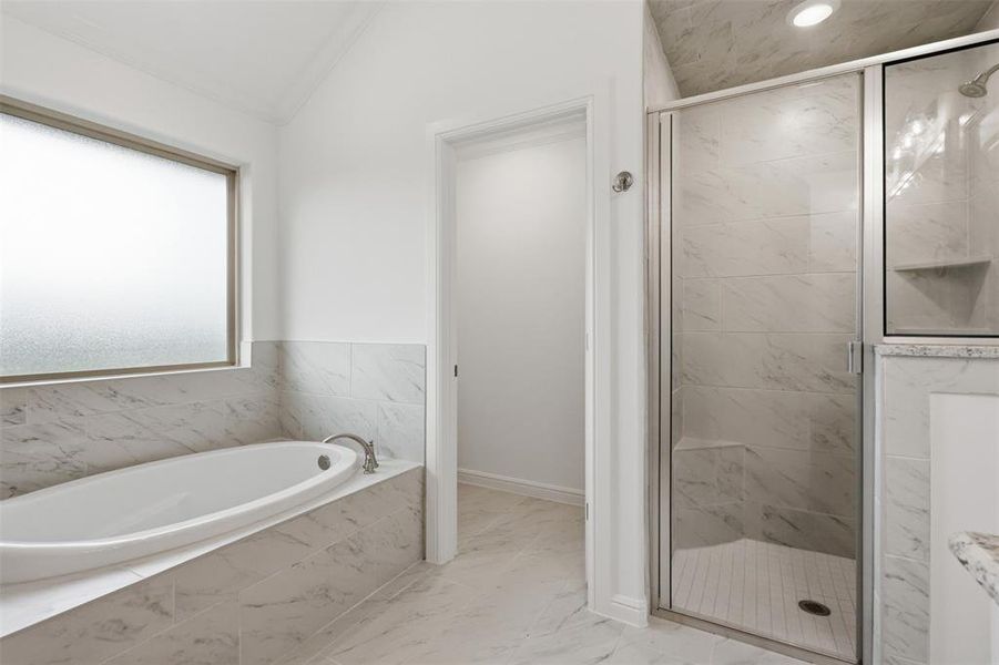 Furnished interior view inside a new home in , Tolar (Image 7).