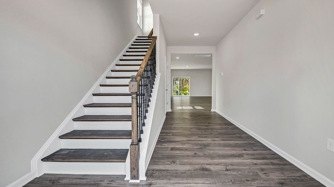 Spacious, unfurnished interior of a new home in Livingston Woods, Irmo (Image 20). Spacious, unfurnished interior of a new home in Livingston Woods, Irmo (Image 20).