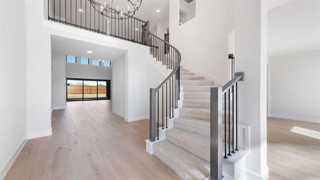 Spacious, unfurnished interior of a new home in Ventana 70', Fort Worth (Image 26).