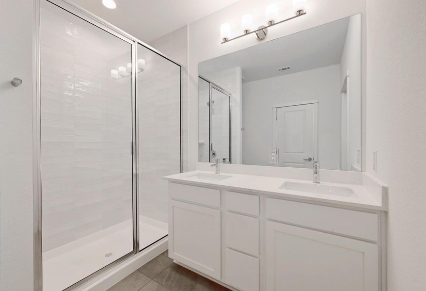 Furnished interior view inside a new home in , Buda (Image 9).