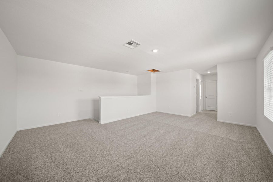 Spacious, unfurnished interior of a new home in Grand Pines, Magnolia (Image 9). Spacious, unfurnished interior of a new home in Grand Pines, Magnolia (Image 9).