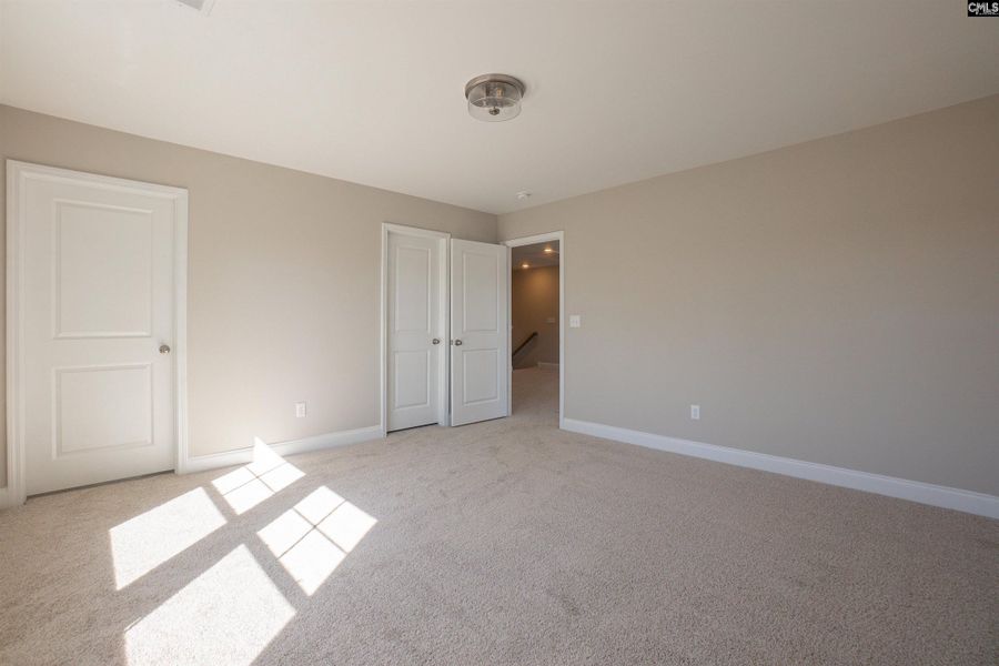Spacious, unfurnished interior of a new home in The Cove, Sumter (Image 53).