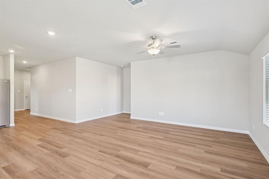 Photo is not of the actual home, but is an inspirational photo of builder’s model home and may depict options, furnishings, and/or decorator features that are not included.