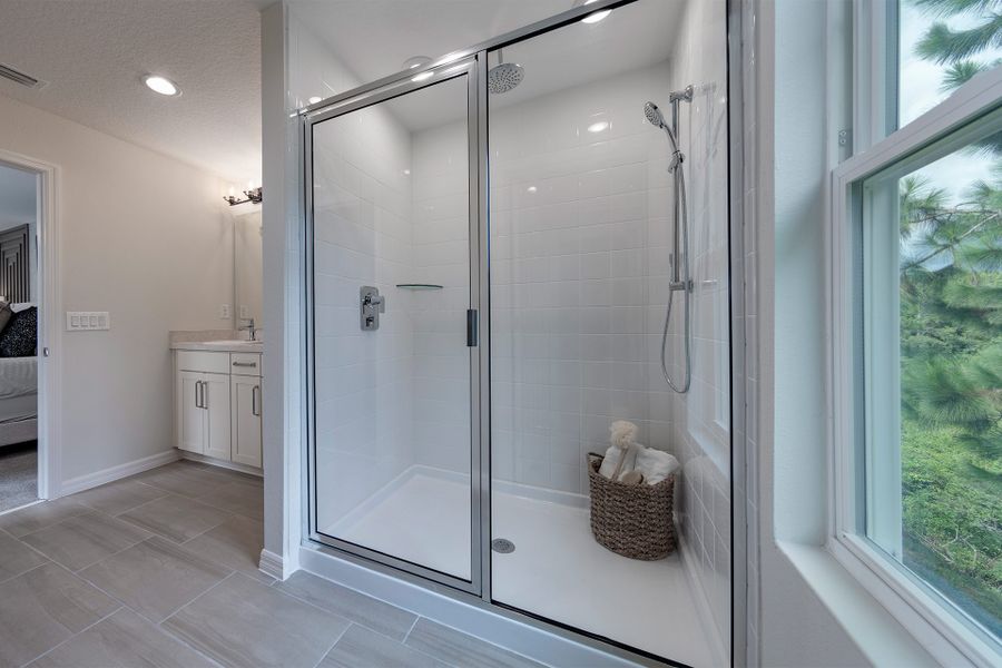 Furnished interior view inside a new home in Blue Springs Reserve Townhomes, Groveland (Image 8).