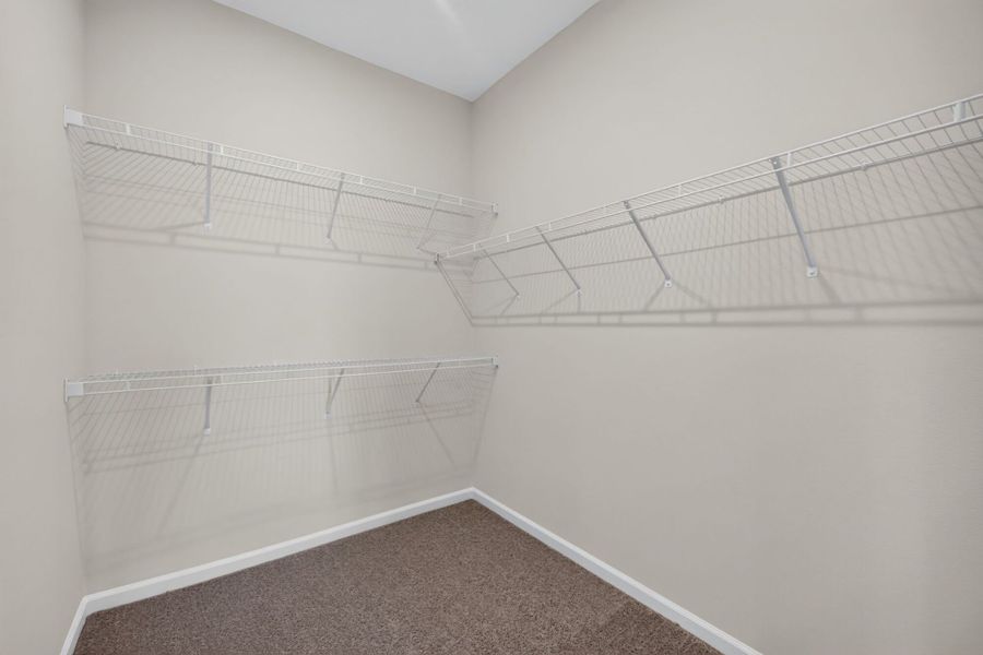 Spacious, unfurnished interior of a new home in Wellen Park, Venice (Image 20). Spacious, unfurnished interior of a new home in Wellen Park, Venice (Image 20).