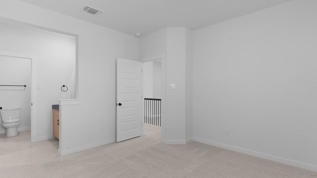 Representative unfurnished interior of a home built from the Acadia by Chesmar Homes in Crescent Bluff, Georgetown (Image 18).