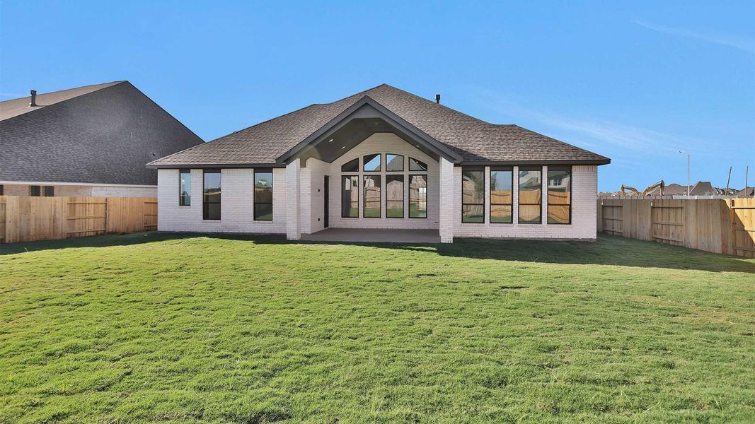 Exterior details and patio area of a home in Valencia 70', Manvel (Image 4). Exterior details and patio area of a home in Valencia 70', Manvel (Image 4).