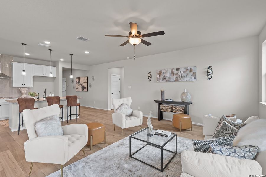 Furnished interior view inside a new home in Hannah Heights, Seguin (Image 13).