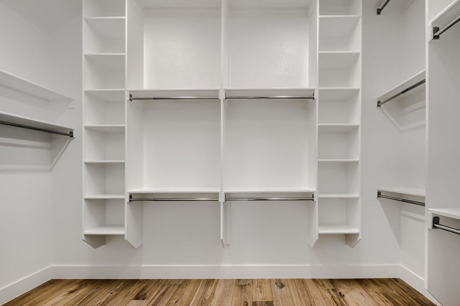 11300 Cider - Main Closet