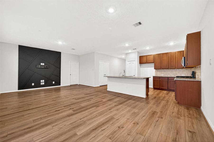 Image 47 of a home in . Image 47 of a home in .