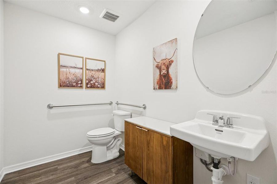 Furnished interior view inside a new home in Boulevard Oaks, Lady Lake (Image 13).