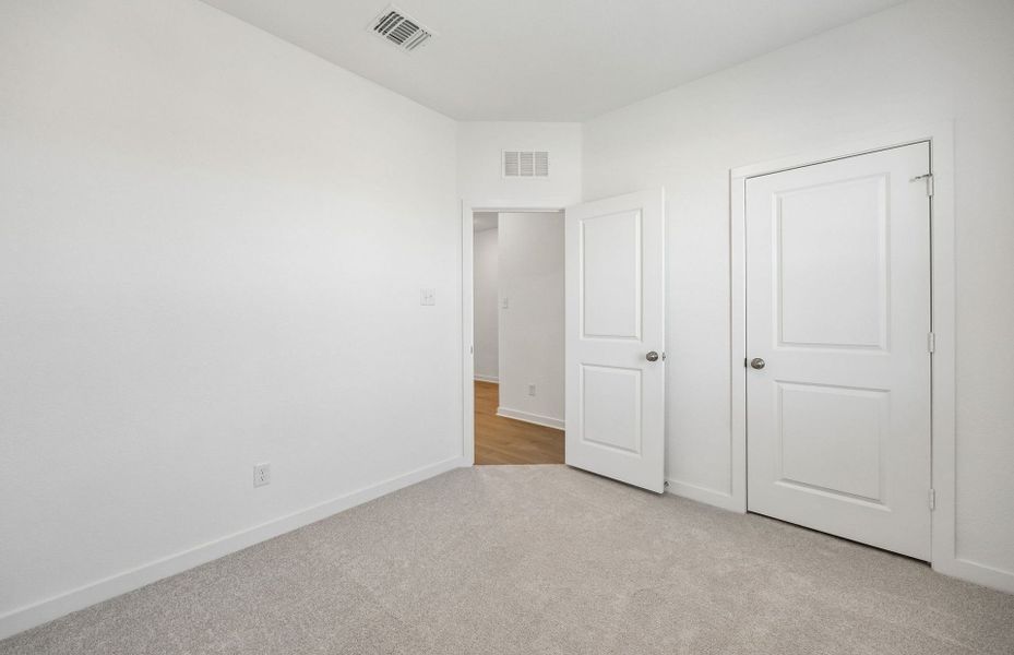 Spacious, unfurnished interior of a new home in Skyview, Belton (Image 16). Spacious, unfurnished interior of a new home in Skyview, Belton (Image 16).