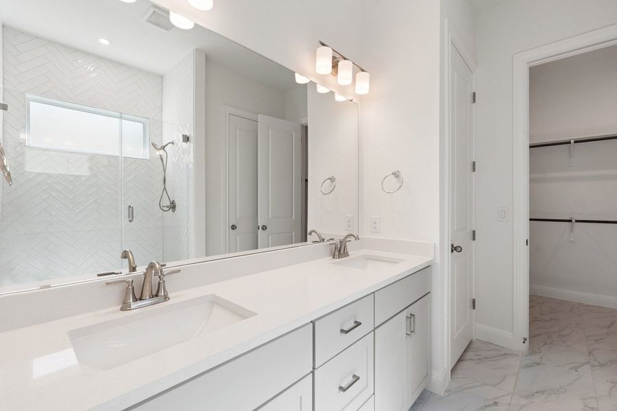Furnished interior view inside a new home in Persimmon, Buda (Image 16).